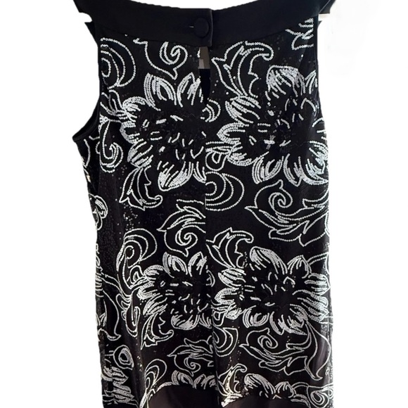 Black and White Floral Dress - Picture 6 of 7